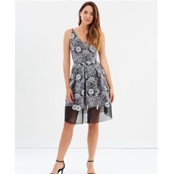 Badgley Mischka Dresses & Skirts - Belle Badgley Mischka Cocktail Fit & Flare Sleeveless Mini Dress 2